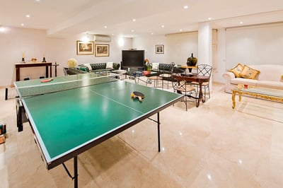 Luxury Villa Photo #9