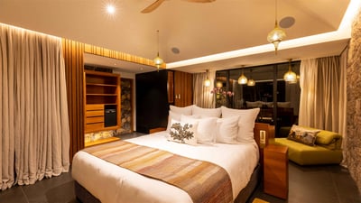 Luxury Villa Photo #50