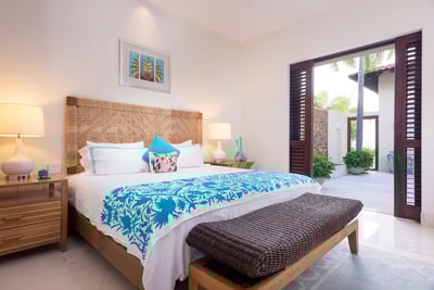 Luxury Villa Photo #37