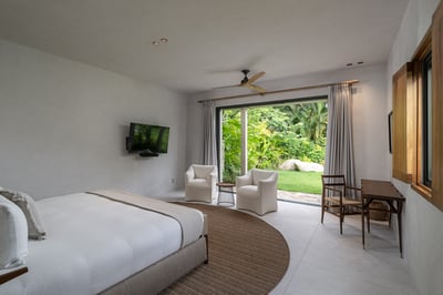 Luxury Villa Photo #27