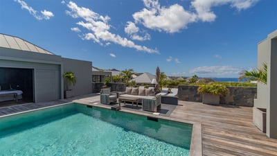 Luxury Villa Photo #7