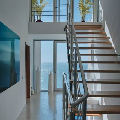 Luxury Villa Photo #6