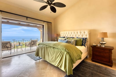 Luxury Villa Photo #57