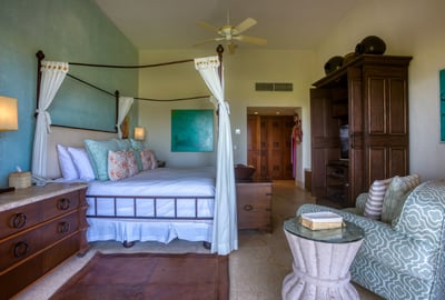 Luxury Villa Photo #50
