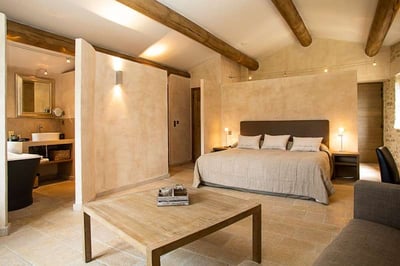 Luxury Villa Photo #20