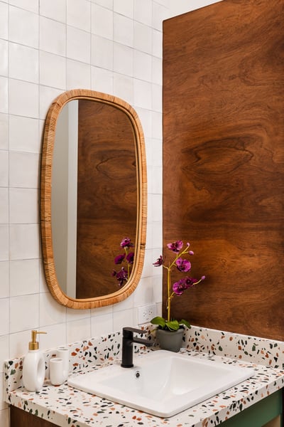 Suite 4 (Main House): Ensuite Bathroom