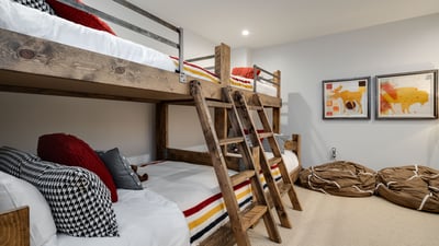Two twin/full bunk bedroom