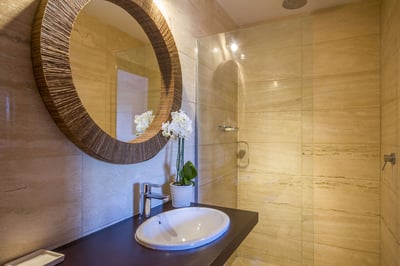 Luxury Villa Photo #29