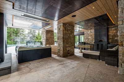 Luxury Villa Photo #9