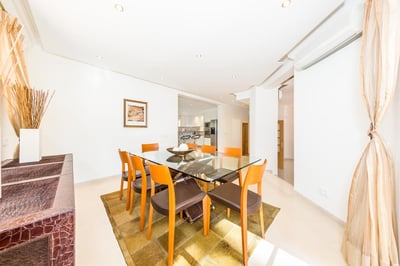 Luxury Villa Photo #11