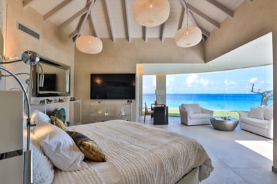 Luxury Villa Photo #20