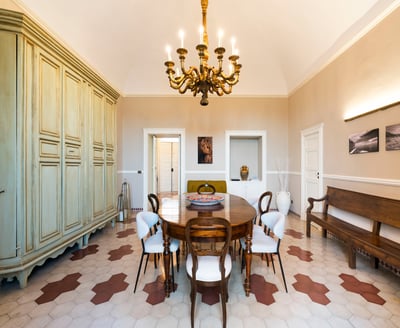 Luxury Villa Photo #36