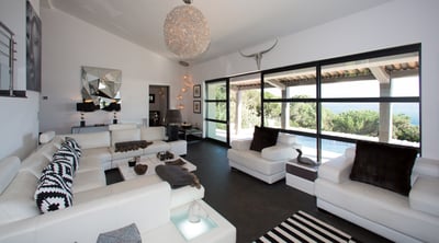 Luxury Villa Photo #12