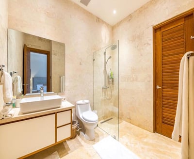 Luxury Villa Photo #21