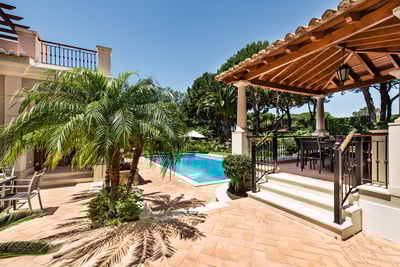 Luxury Villa Photo #11