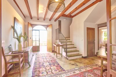 Luxury Villa Photo #9