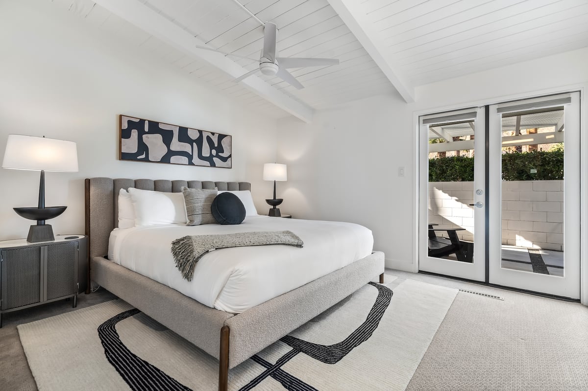 Alexander Desert Dreams