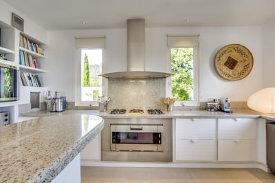 Luxury Villa Photo #15