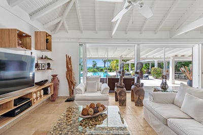 Luxury Villa Photo #19