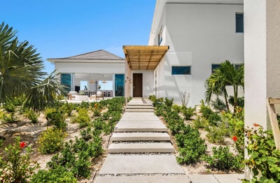Luxury Villa Photo #20