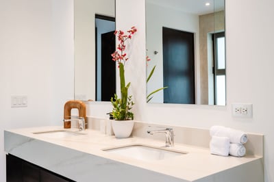 Luxury Villa Photo #40