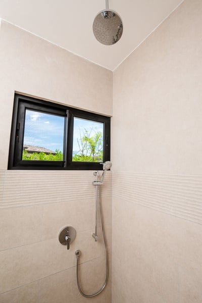Luxury Villa Photo #47