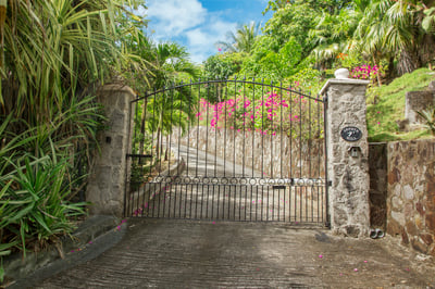 Luxury Villa Photo #15
