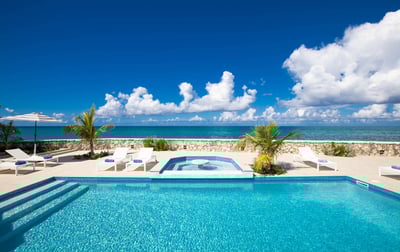 Luxury Villa Photo #3