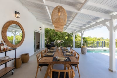 Luxury Villa Photo #8
