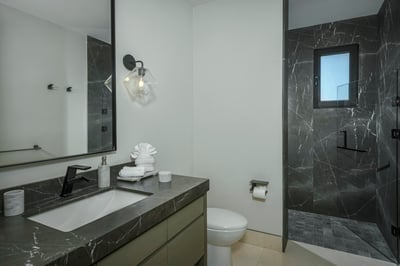 Luxury Villa Photo #35