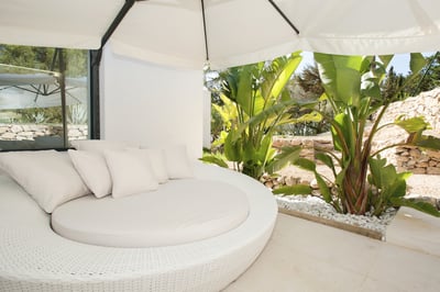 Luxury Villa Photo #13