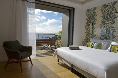 Bedroom 2: King size bed that can be separated into twin beds, air conditioning, dressing room. Ensu