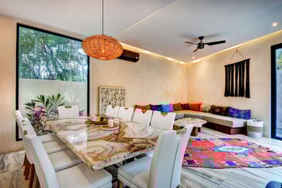 Luxury Villa Photo #11