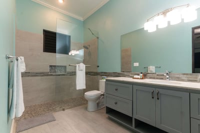 Luxury Villa Photo #21