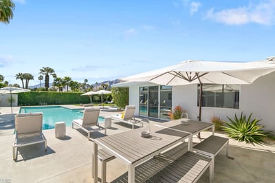 Luxury Villa Photo #6
