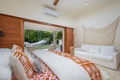Luxury Villa Photo #55