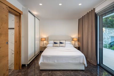 Luxury Villa Photo #62
