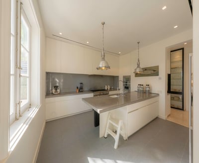 Luxury Villa Photo #28