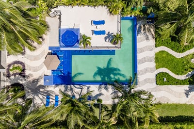 Luxury Villa Photo #5
