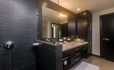 Luxury Villa Photo #9