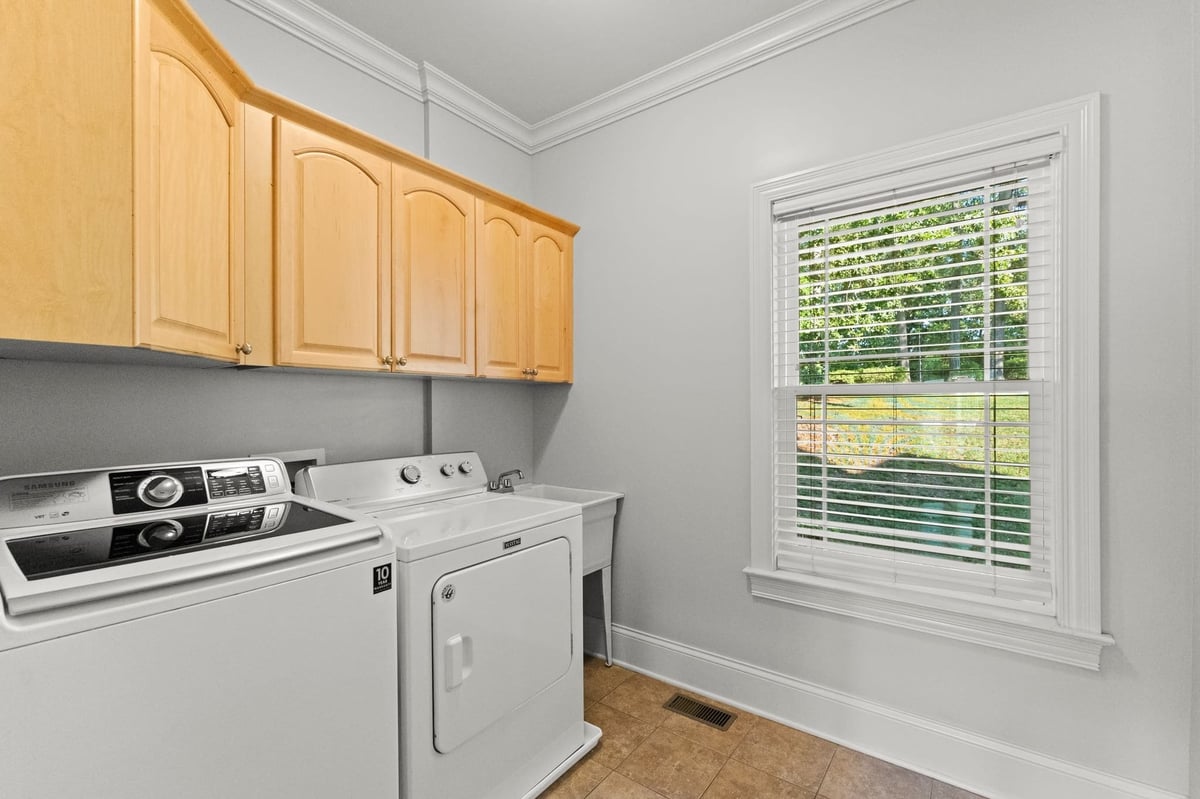 The Lookout Lakehouse