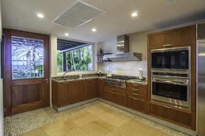 Luxury Villa Photo #21