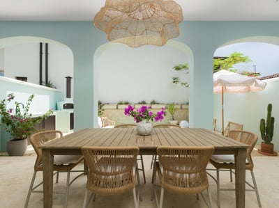 Luxury Villa Photo #2