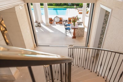 Luxury Villa Photo #18