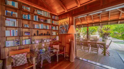 Luxury Villa Photo #27