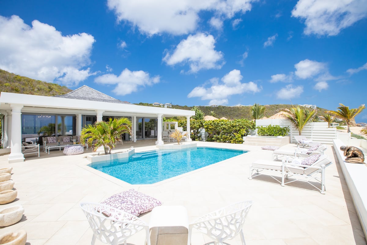 View & Pool Area - Image 3