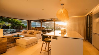 Luxury Villa Photo #36
