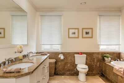 Luxury Villa Photo #30