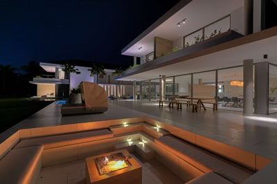 Luxury Villa Photo #16