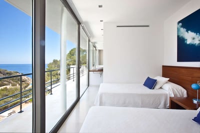 Luxury Villa Photo #27